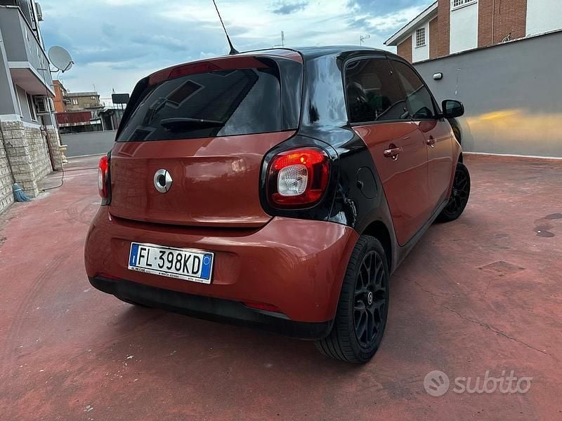 Usata Smart ForFour 70 CV (51 kW) 2017 Utilitaria