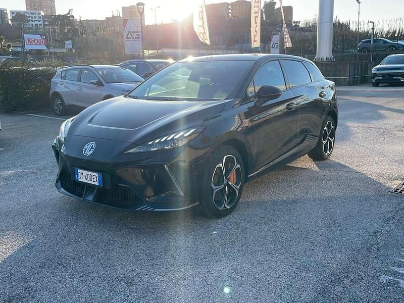Usata MG MG4 EV 319 kW (435 CV) 2025 Nero Utilitaria