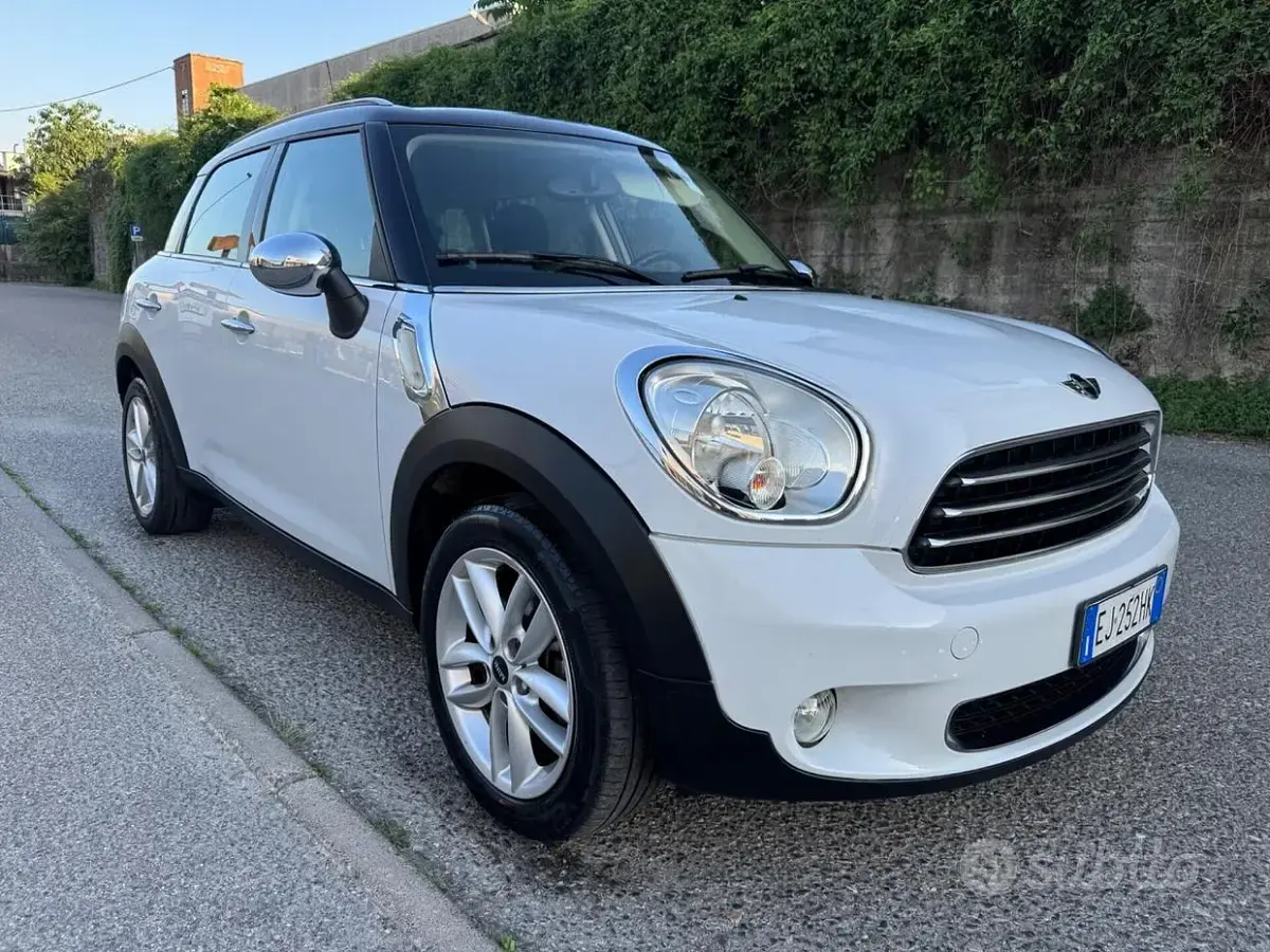Usata Mini Cooper D Countryman 111 CV (81 kW) 2011 Bianco SUV