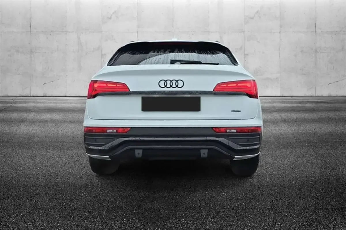 Usata Audi Q5 S-Line 299 CV (219 kW) 2022 Bianco SUV