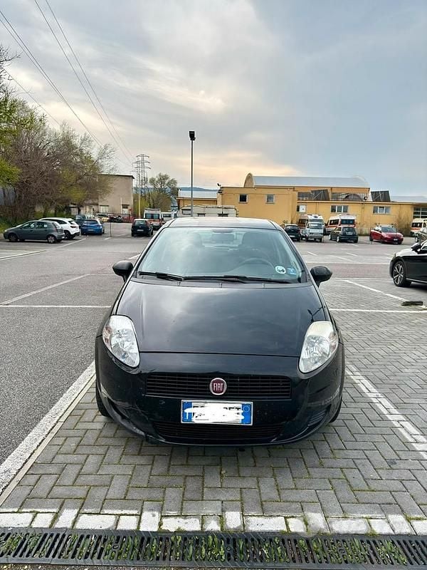 Usata Fiat Grande Punto 2013 Nero Utilitaria