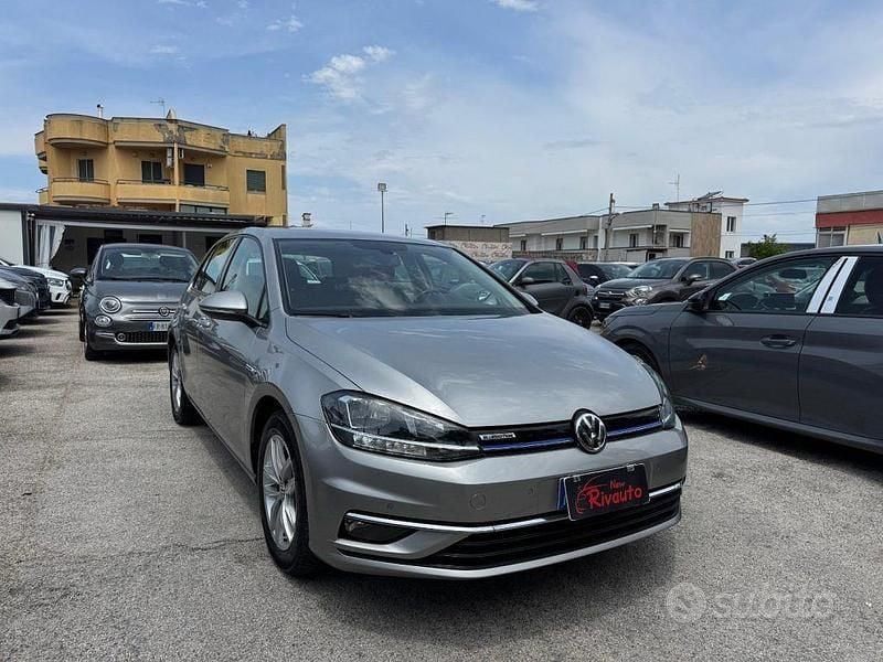 Usata VW Golf VII Executive 131 CV (96 kW) 2019 Grigio Berlina