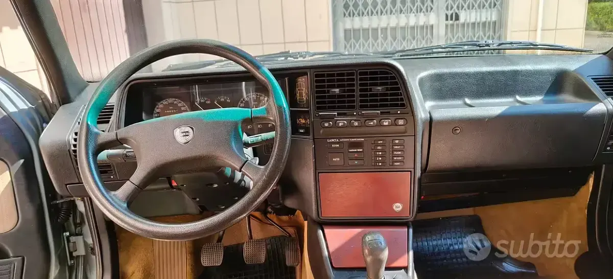 Usata Lancia Thema 147 CV (108 kW) 1990 Berlina