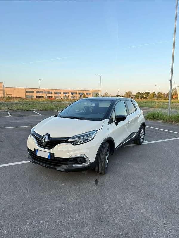 Usata Renault Captur 90 CV (66 kW) 2019 Bianco SUV
