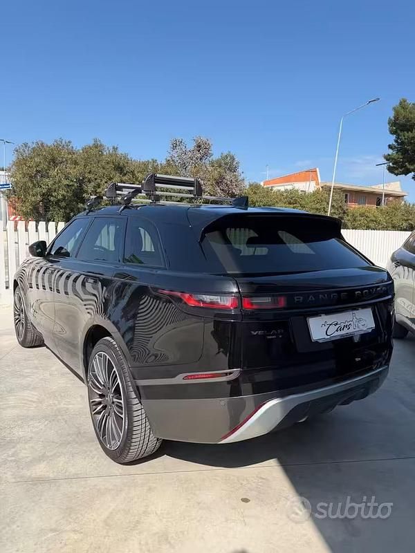 Usata Land Rover Range Rover Velar R-Dynamic 240 CV (176 kW) 2019 Nero SUV
