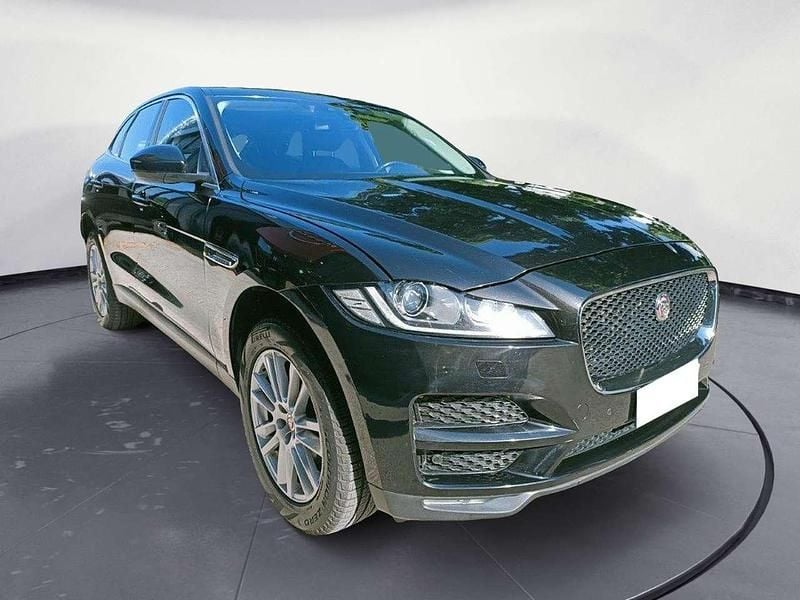 Nero Usata 2017 Jaguar F-Pace Prestige SUV | 18.900 € (Buon prezzo) - Immagine 1/4