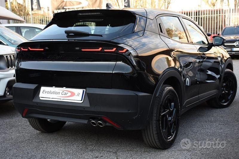 Usata Alfa Romeo GT Junior 136 CV (100 kW) 2024 Nero pastello SUV