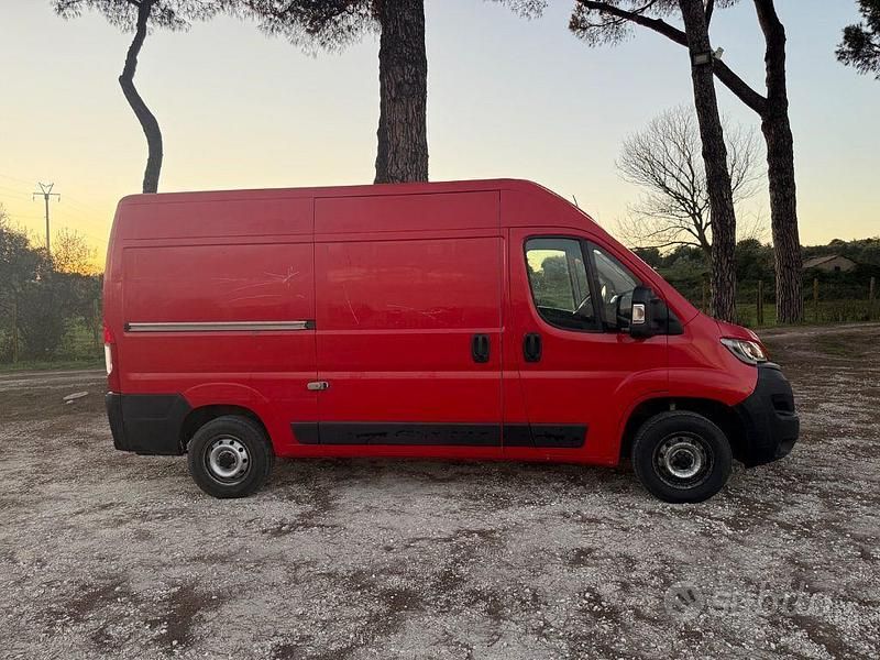 Usata Fiat Ducato 120 CV (88 kW) 2021 Rosso Furgone