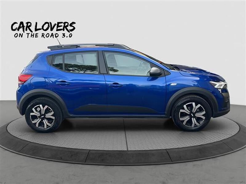 Usata Dacia Sandero Comfort 101 CV (74 kW) 2023 Blu scuro Utilitaria