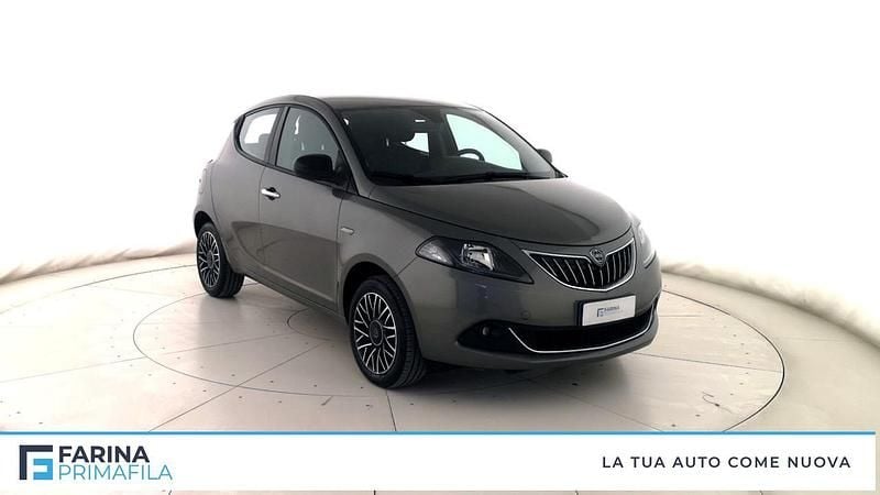 Usata Lancia Ypsilon S 69 CV (50 kW) 2024 Grigio Utilitaria