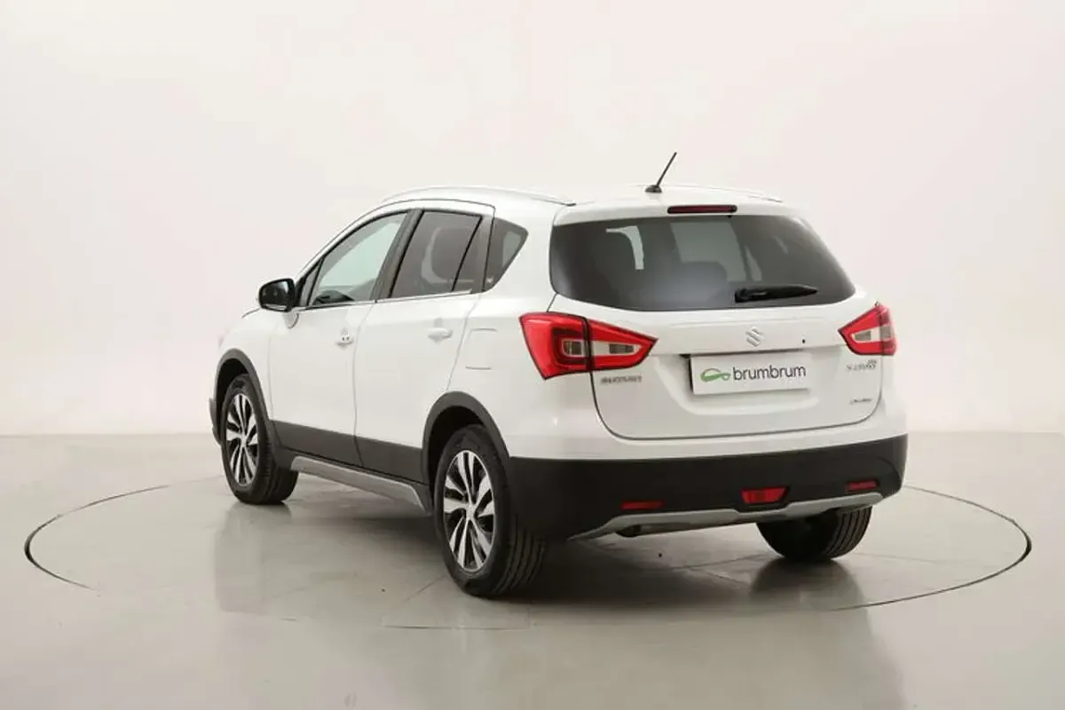 Second-hand Suzuki SX4 S-Cross 120 CP (88 kW) 2017 Alb SUV