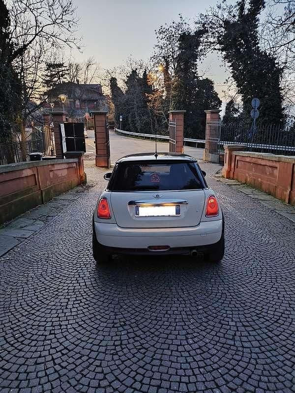 Usata Mini Cooper Chili 120 CV (88 kW) 2010 Utilitaria