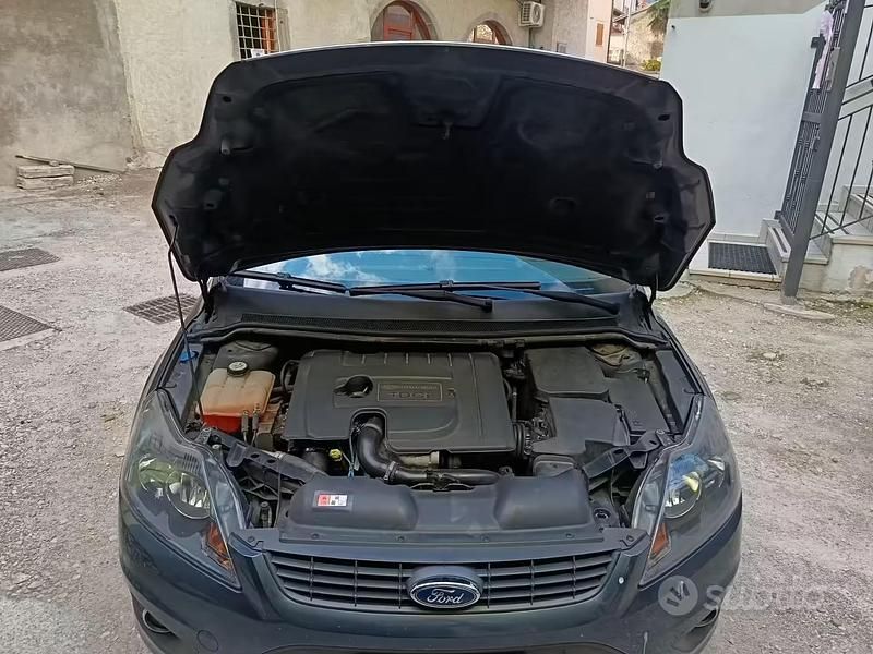 Usata Ford Focus 110 CV (80 kW) 2010 Station wagon