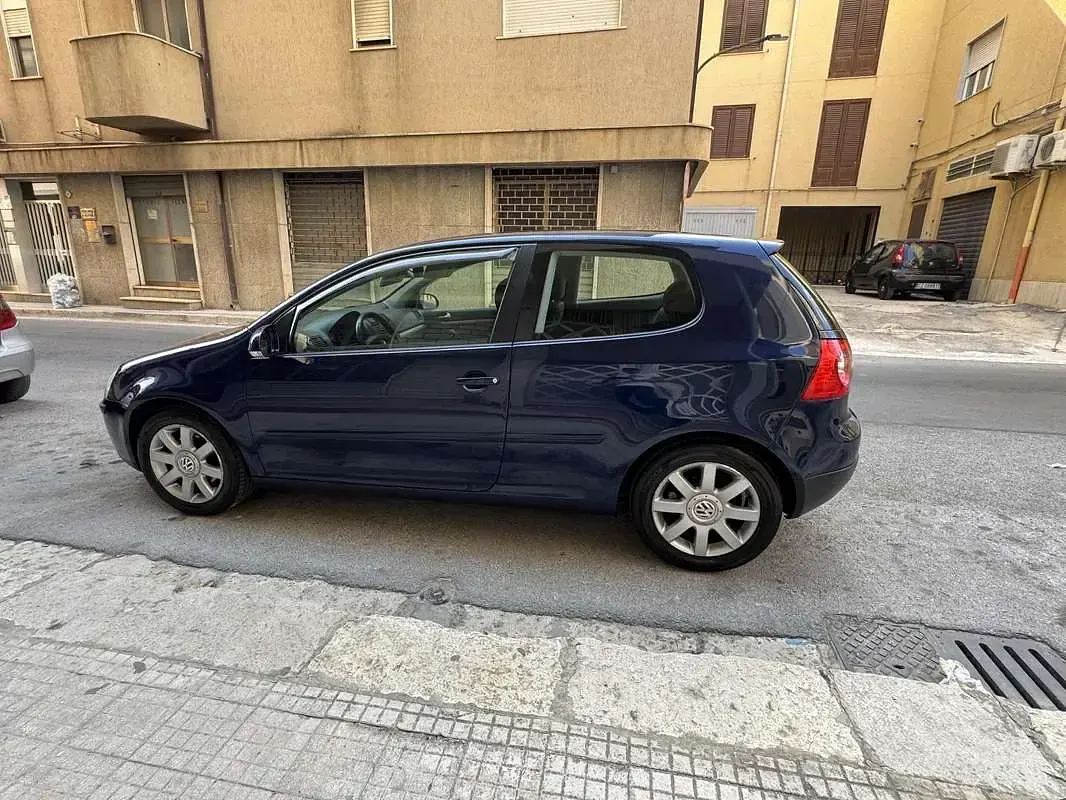 Usata VW Golf IV Sportline 140 CV (102 kW) 2005 Blu/azzurro Berlina