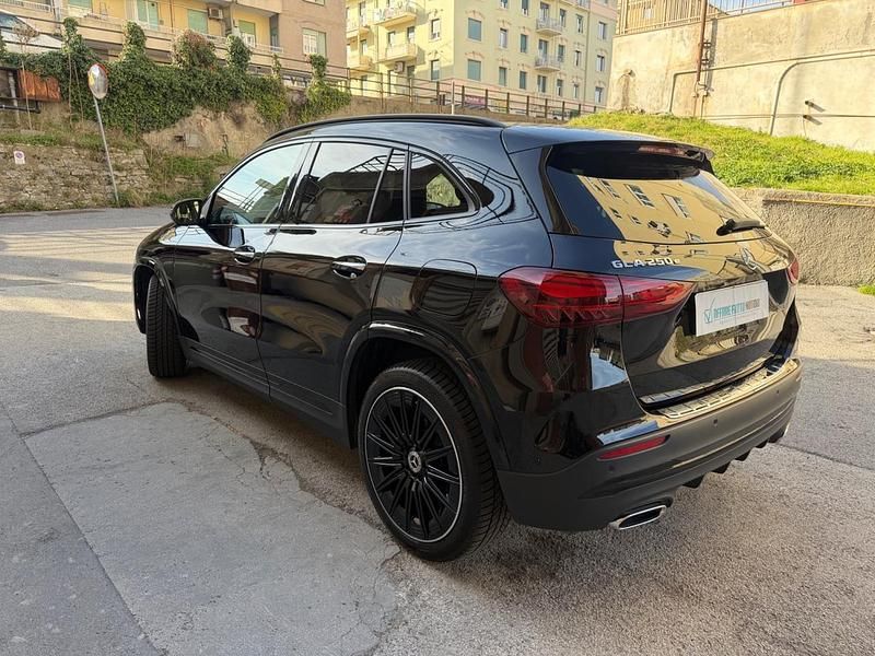Usata Mercedes GLA250 Advanced Plus 163 CV (119 kW) 2023 Nero SUV