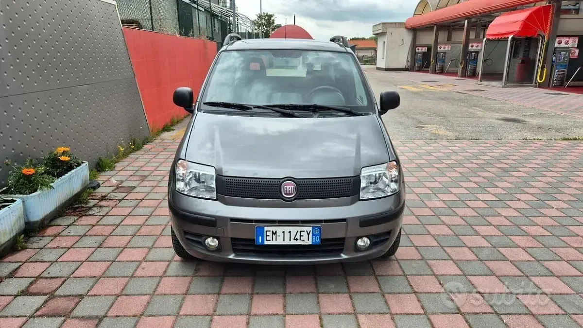Usata Fiat Panda 69 CV (50 kW) 2012 Grigio Utilitaria