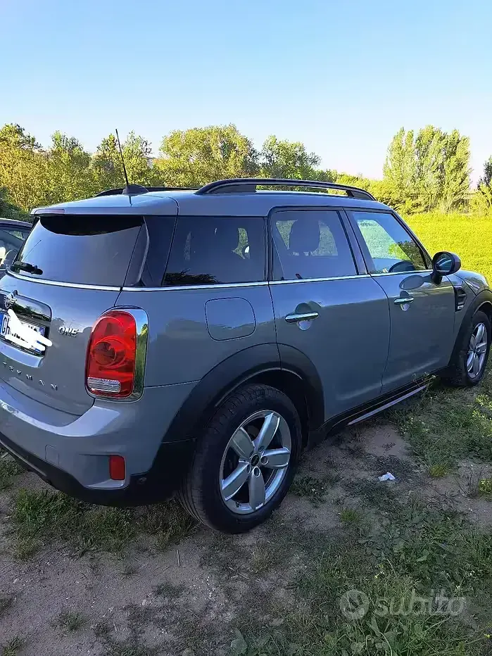 Usata Mini One Countryman 102 CV (75 kW) 2018 Grigio SUV