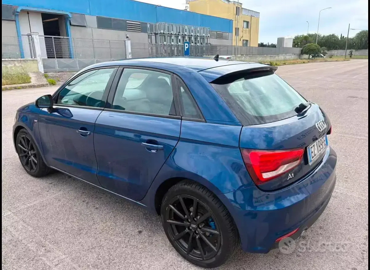 Usata Audi A1 S-Line 116 CV (85 kW) 2015 Bluazzurro Utilitaria