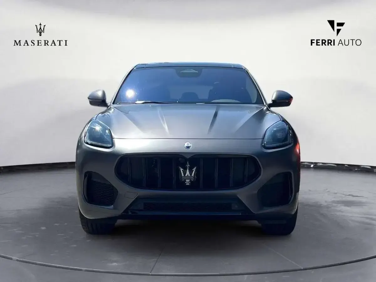 Nuova Maserati Grecale 330 CV (242 kW) 2025 Grigio SUV