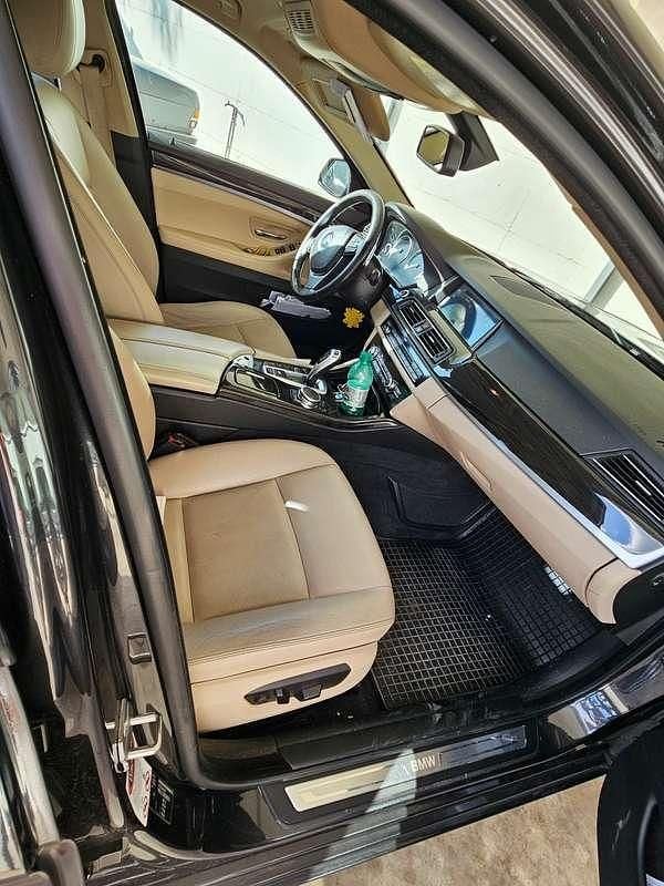 Usata BMW 520 Luxury Line 190 CV (139 kW) 2014 Grigio Station wagon