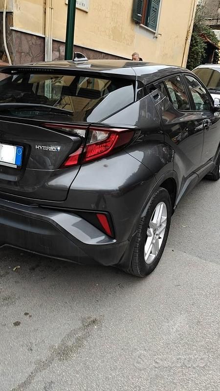 Usata Toyota C-HR 122 CV (89 kW) 2021 SUV
