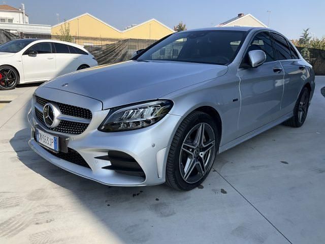 Usata Mercedes C300e Premium 194 CV (142 kW) 2020 Argento Berlina
