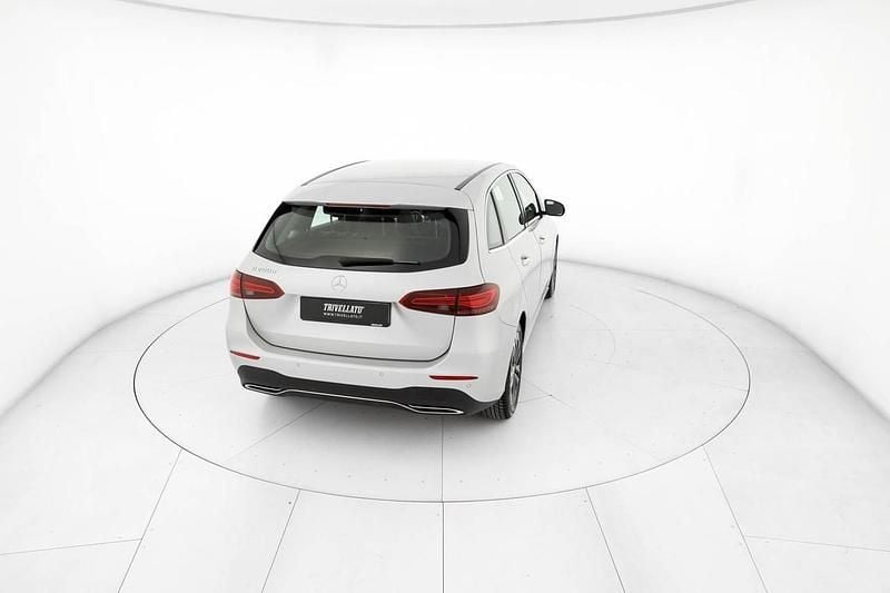 Usata Mercedes B200 Advanced Plus 150 CV (110 kW) 2023 Argento Utilitaria
