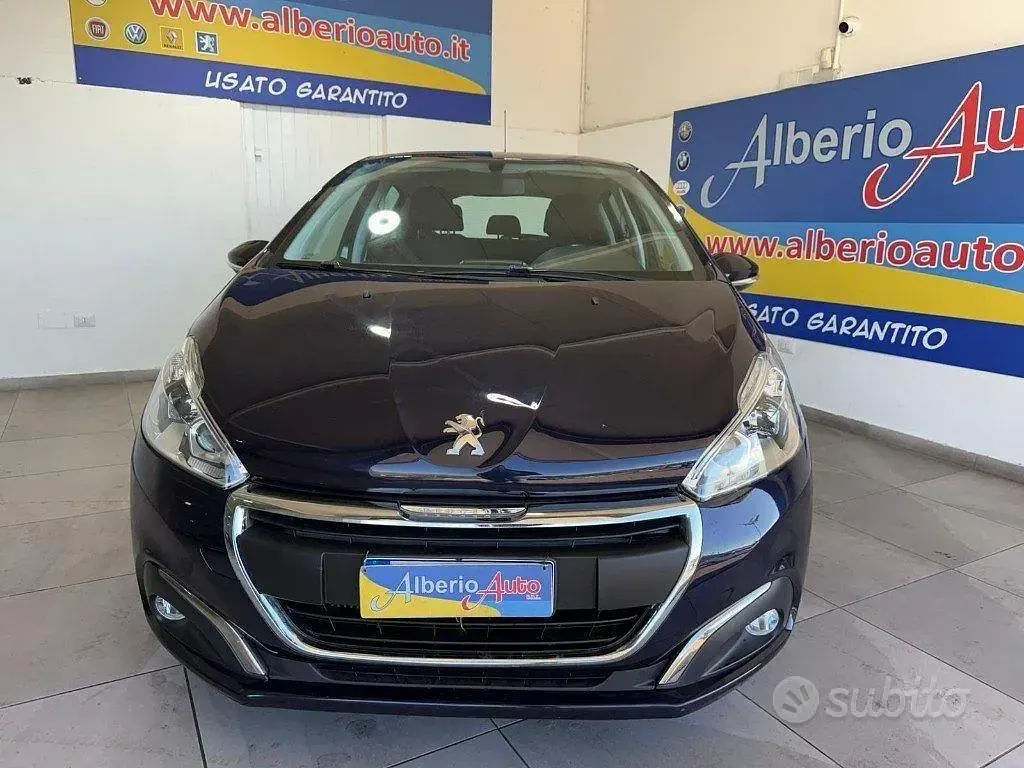 Usata Peugeot 208 Allure 75 CV (55 kW) 2017 Blu Utilitaria
