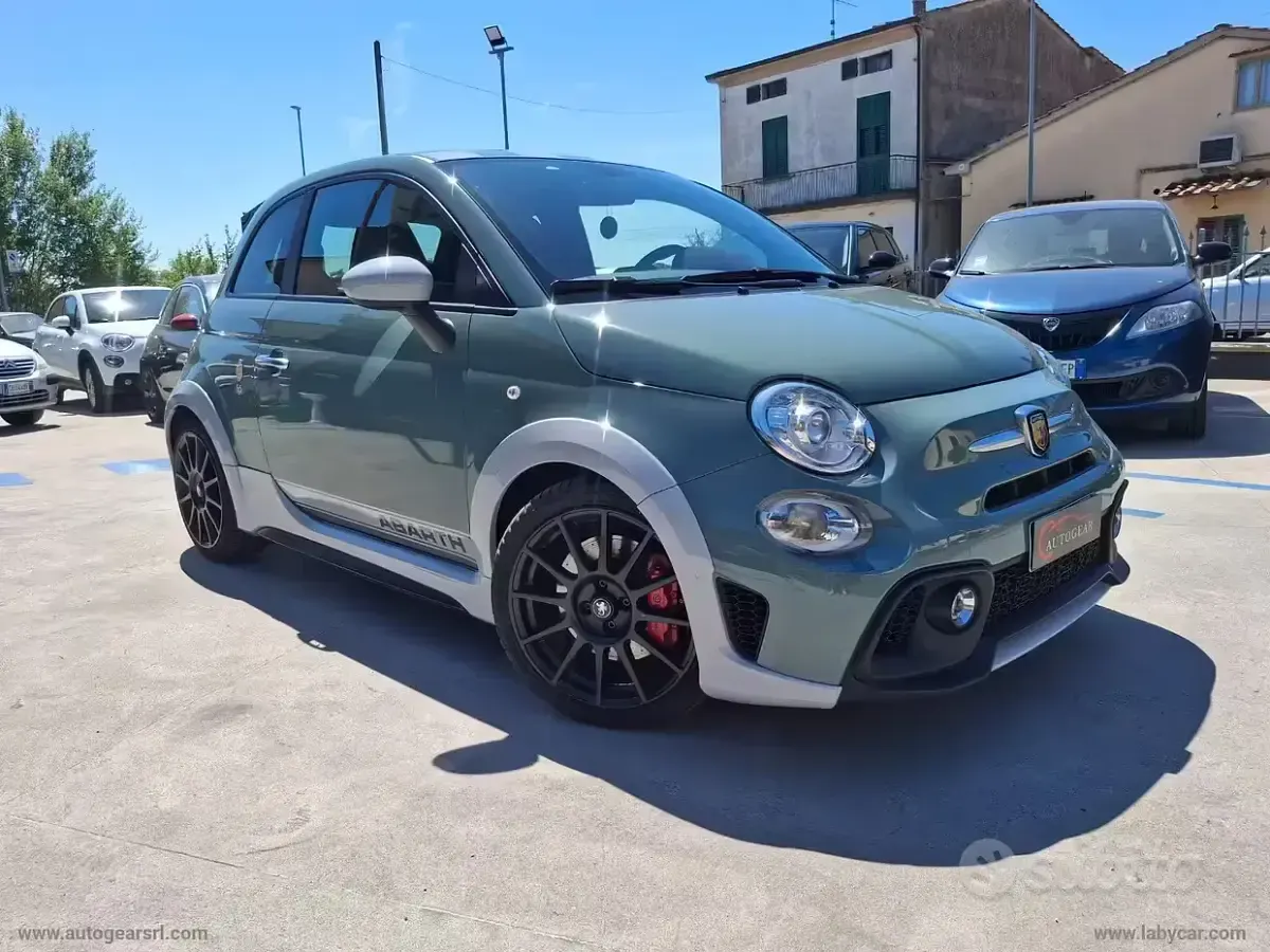 Usata Abarth 695 179 CV (131 kW) 2021 Verde Utilitaria