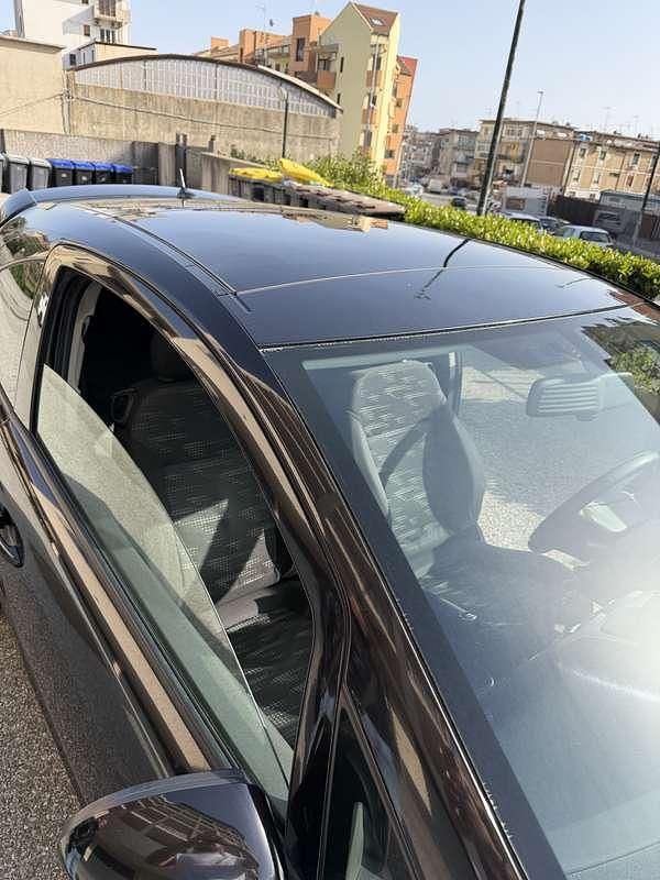 Usata Opel Corsa Sport 95 CV (69 kW) 2011 Utilitaria