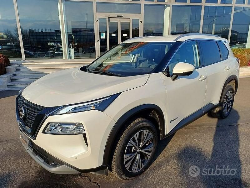 Gebraucht Nissan X-Trail N-Connecta 158 PS (116 kW) 2022 Weiß SUV