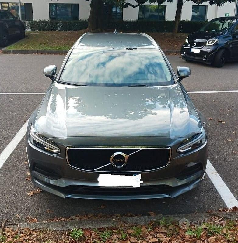 Grigio Usata 2017 Volvo V90 Business Edition Station wagon | 13.000 € (Buon prezzo) - Immagine 1/4