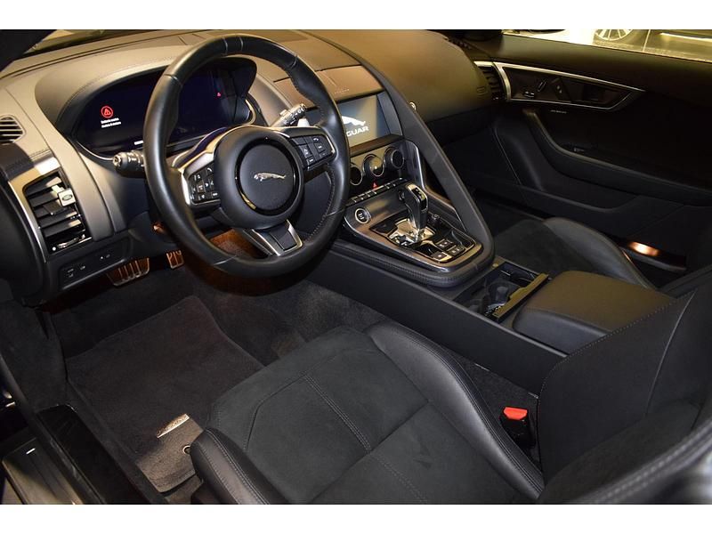 Usata Jaguar F-Type R-Dynamic 2020 Caesium blue