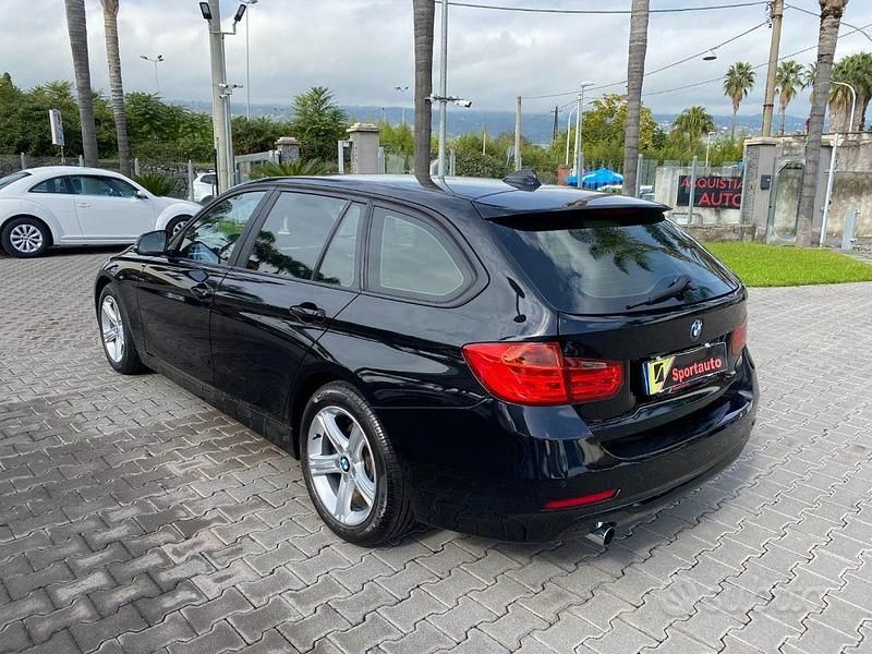 Usata BMW 318 143 CV (105 kW) 2014 Nero Station wagon