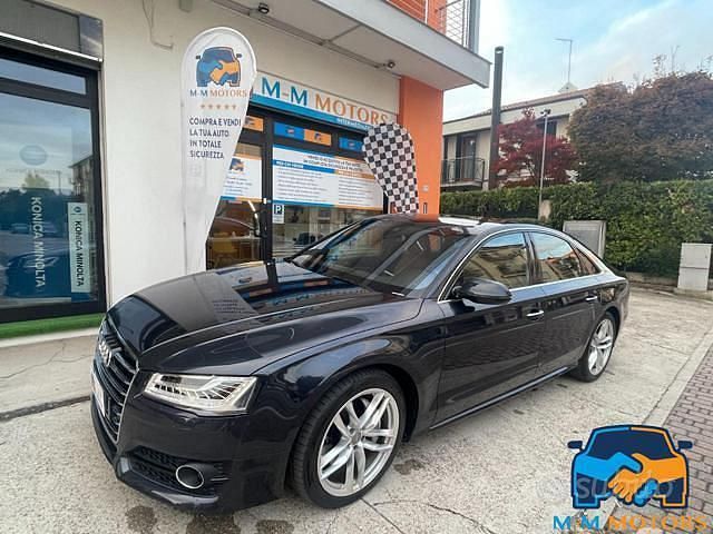 Nero Usata 2017 Audi A8 Tre volumi | 25.300 € (Ottimo prezzo) - Immagine 1/4