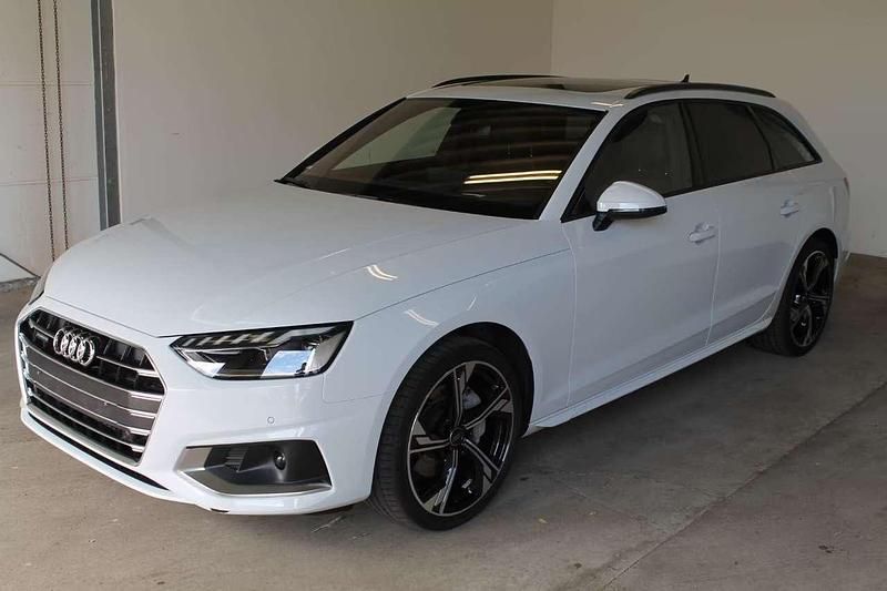 Bianco Usata 2024 Audi A4 S-line plus Station wagon | 35.900 € (Buon prezzo) - Immagine 1/4