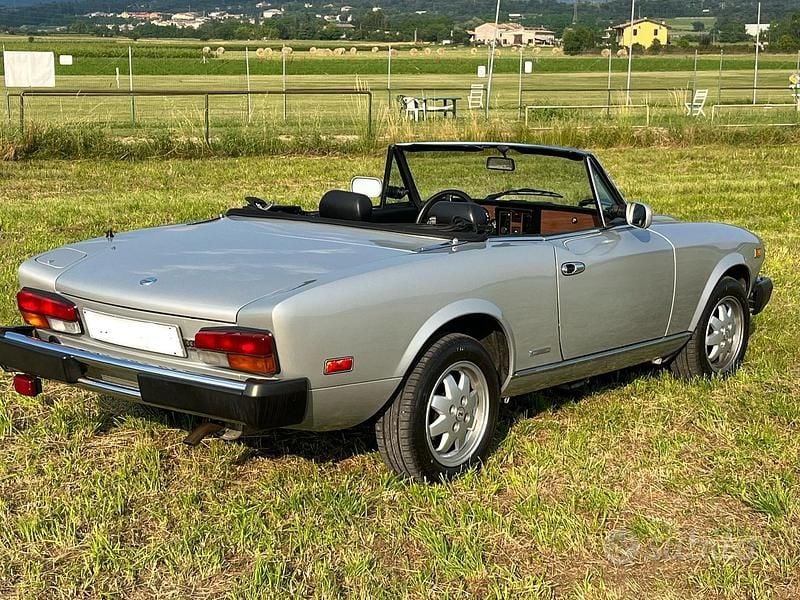 Usata Fiat 124 Spider 1986 Grigio Cabrio