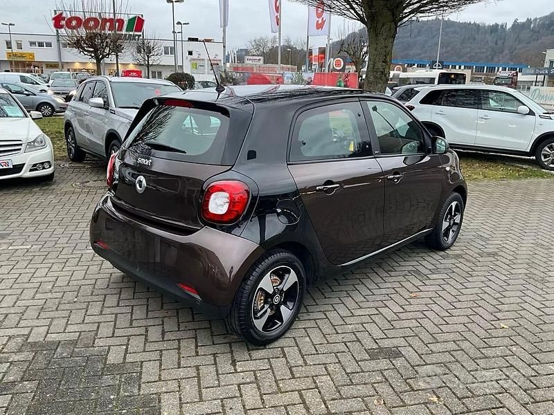 Usata Smart ForFour 90 CV (66 kW) 2018 Marrone Utilitaria