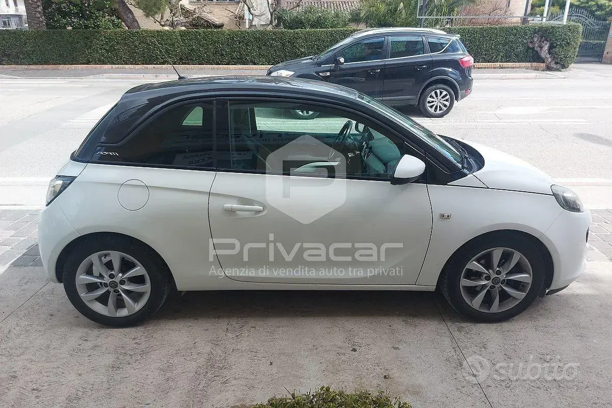 Usata Opel Adam 70 CV (51 kW) 2014 Bianco Utilitaria