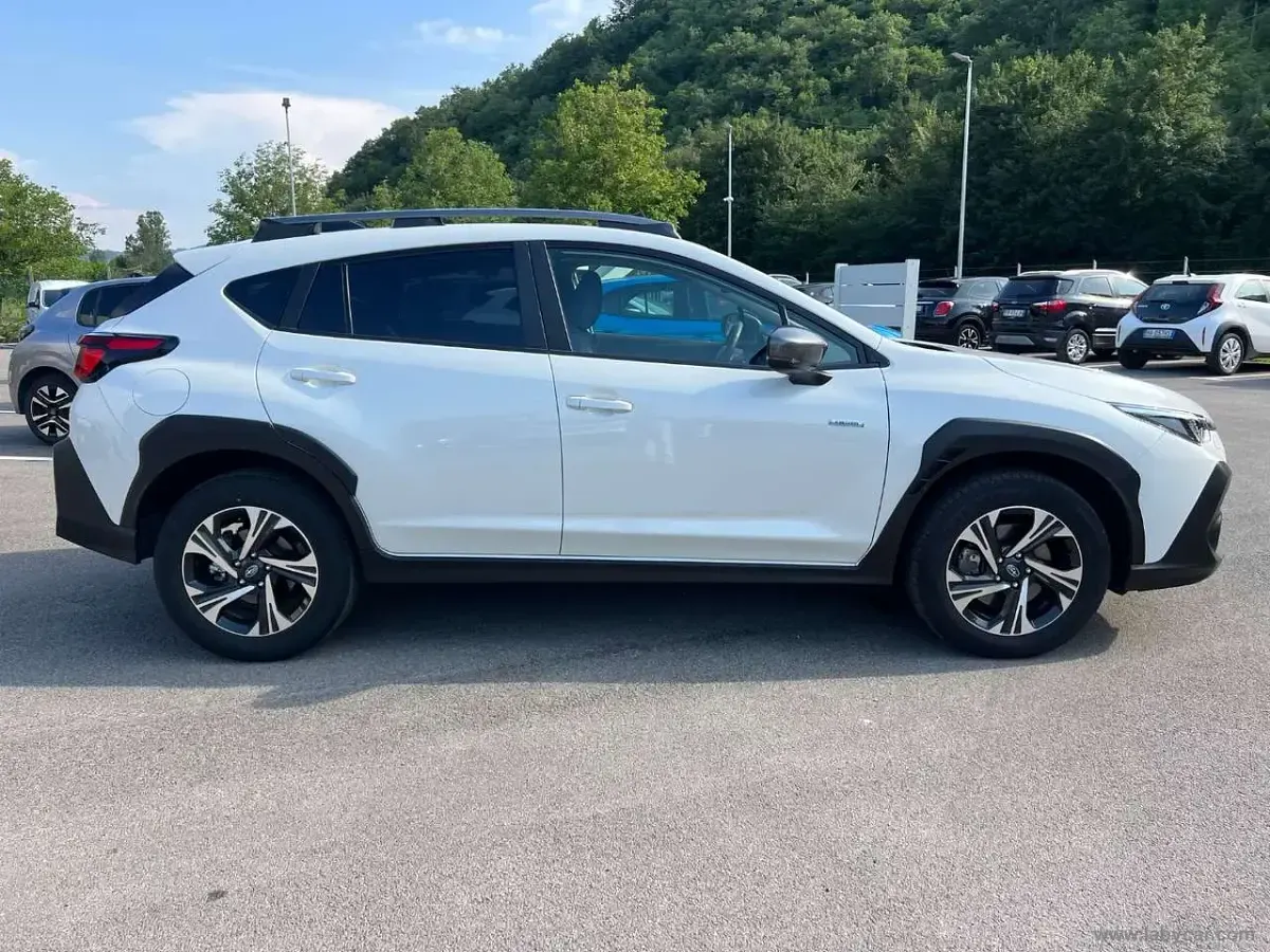 Usata Subaru Crosstrek Style 136 CV (100 kW) 2024 Bianco SUV