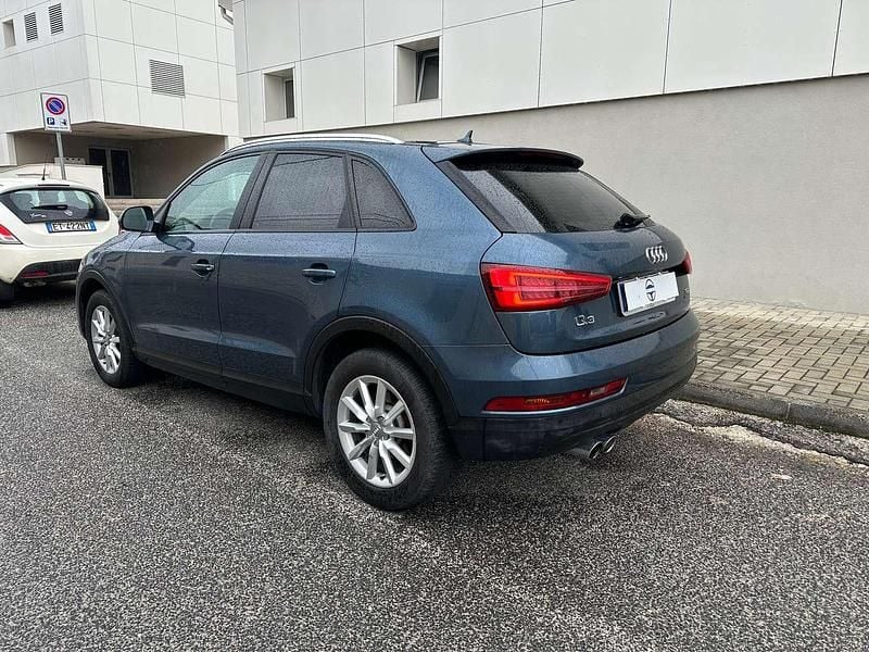 Usata Audi Q3 Business 150 CV (110 kW) 2015 Blu/azzurro SUV