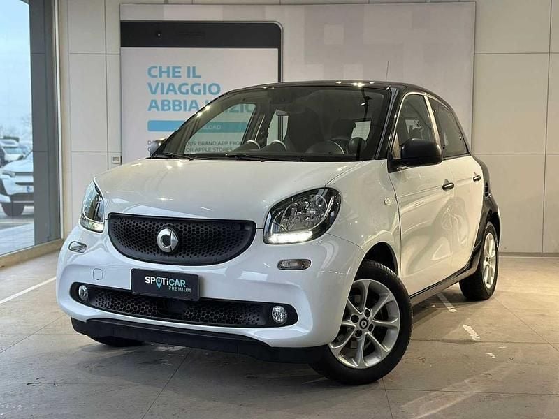 Usata Smart ForFour 71 CV (52 kW) 2019 Bianco Utilitaria