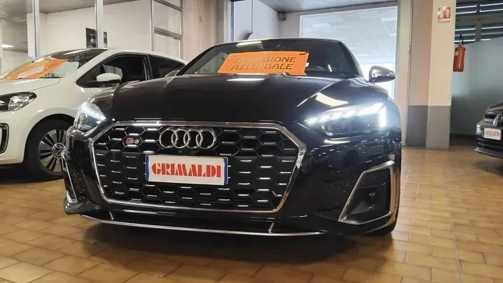 Usata Audi S5 Sport 352 CV (258 kW) 2022 Nero mito / metallizzato Coupé