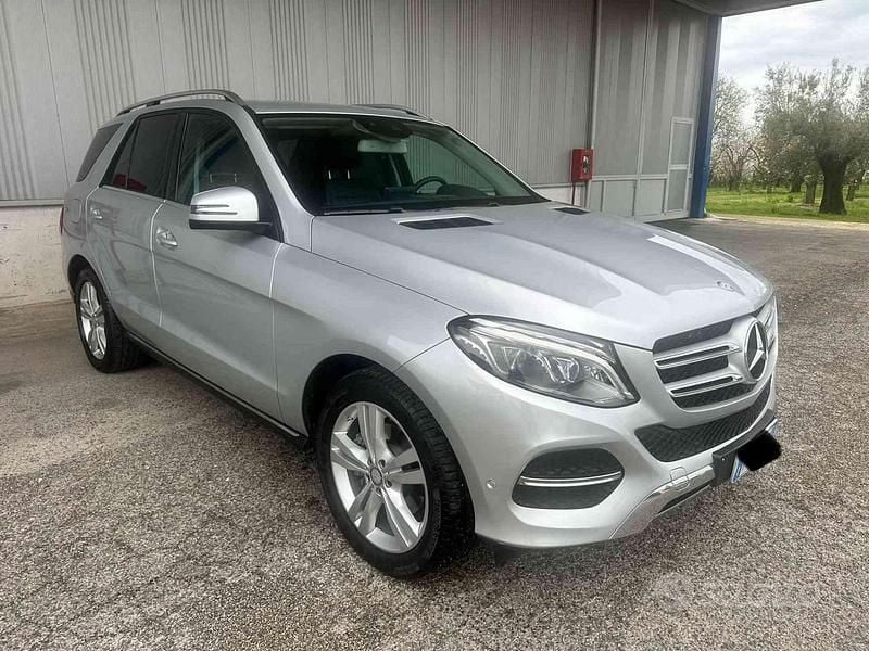 Argento Usata 2016 Mercedes GLE250 Executive SUV | 17.500 € (Buon prezzo) - Immagine 1/4
