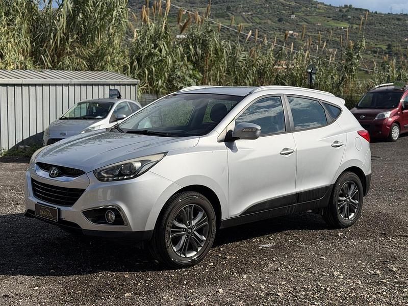 Argento Usata 2014 Hyundai ix35 Xpossible SUV | 12.900 € (Molto cara) - Immagine 1/4
