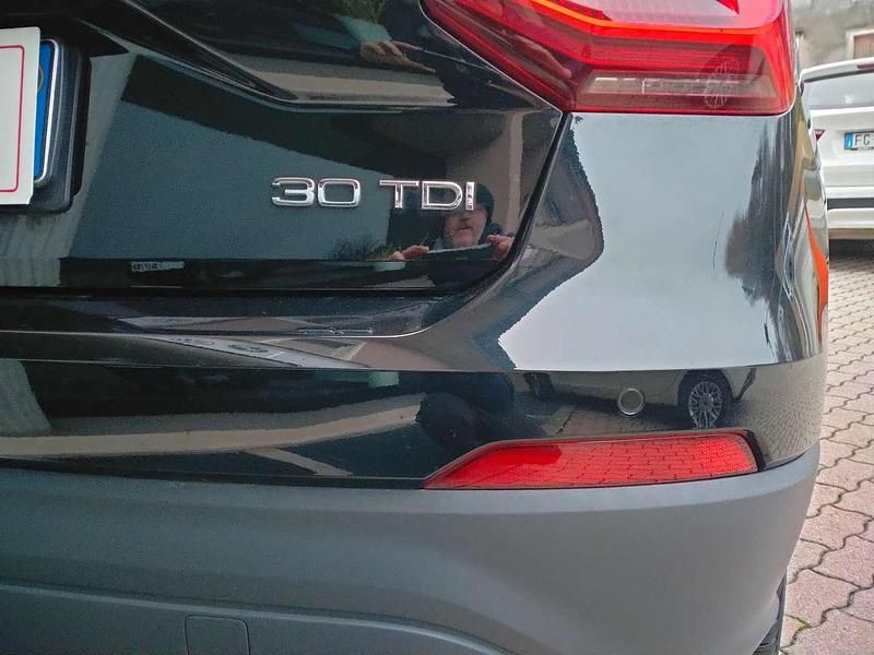 Usata Audi Q2 Ambiente 116 CV (85 kW) 2018 Nero SUV