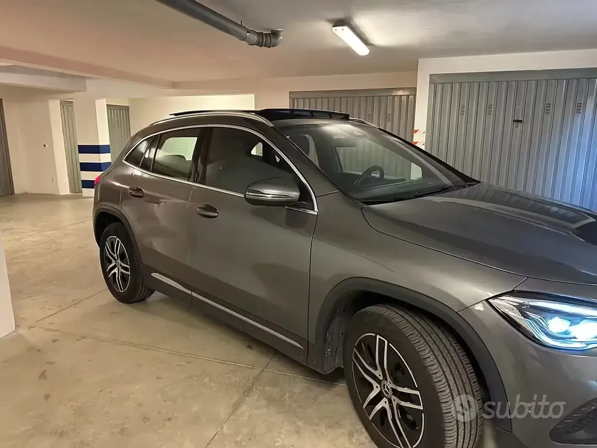 Usata Mercedes GLA200 163 CV (119 kW) 2021 SUV