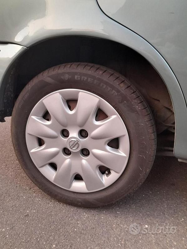 Usata Nissan Micra 2001 Verde Berlina