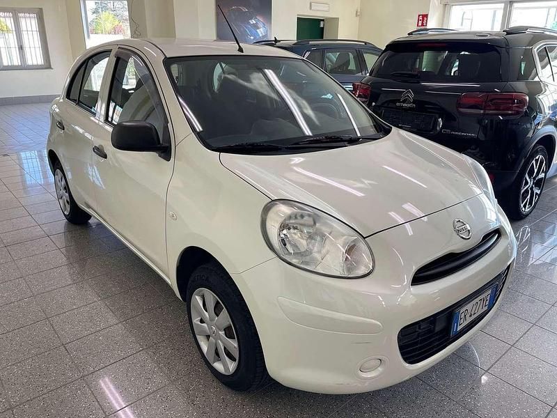 Usata Nissan Micra Visia 69 CV (50 kW) 2013 Bianco Utilitaria