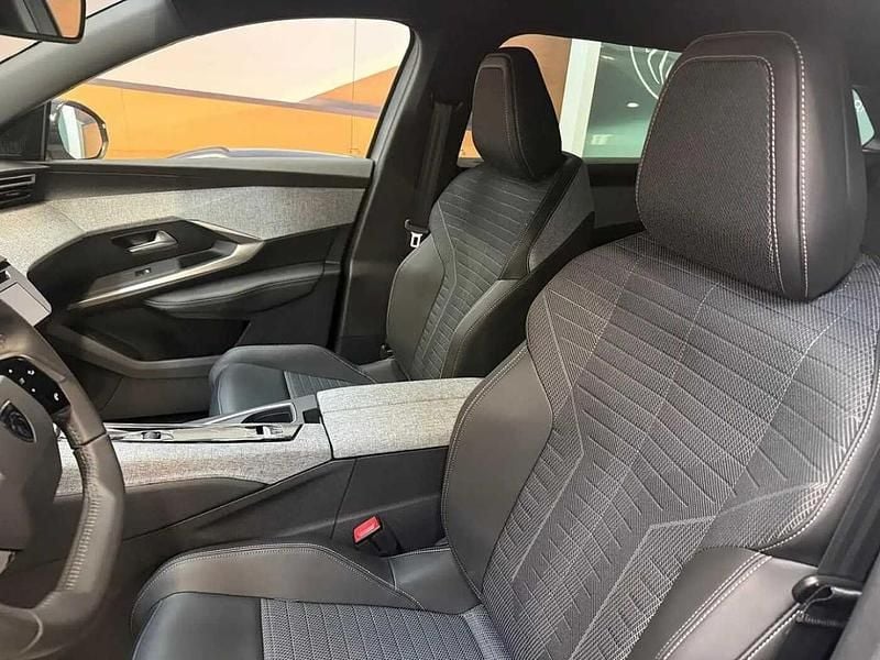 Nuova Peugeot 5008 GT 136 CV (100 kW) 2026 Nero perla SUV